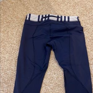 Lululemon Navy Leggings - image 1